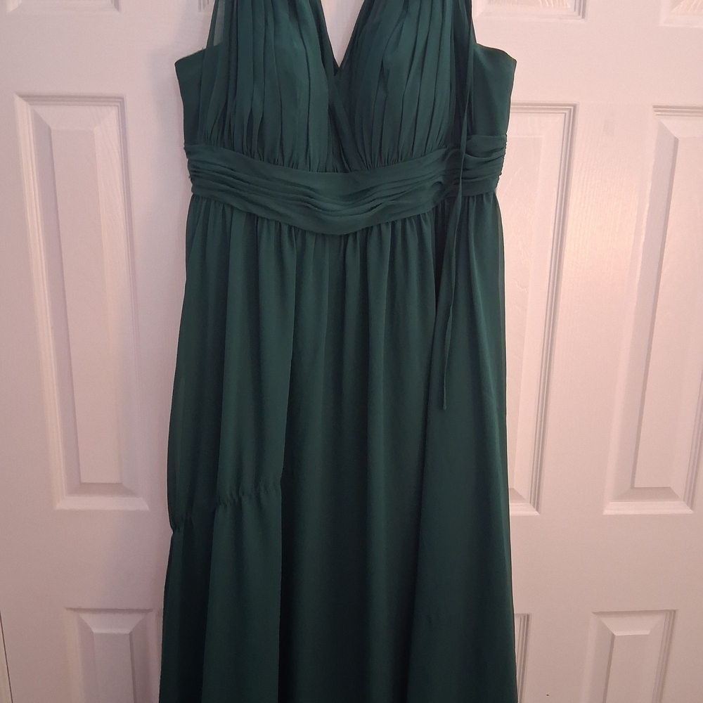Elegant Green Maxi Dress